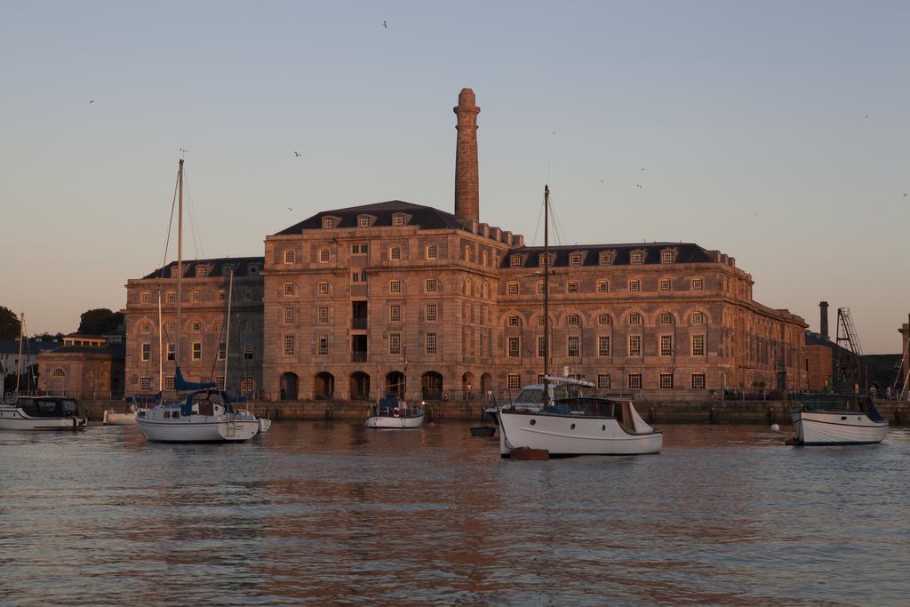 Mayflower Apartments, Royal William Yard Plymouth Extérieur photo
